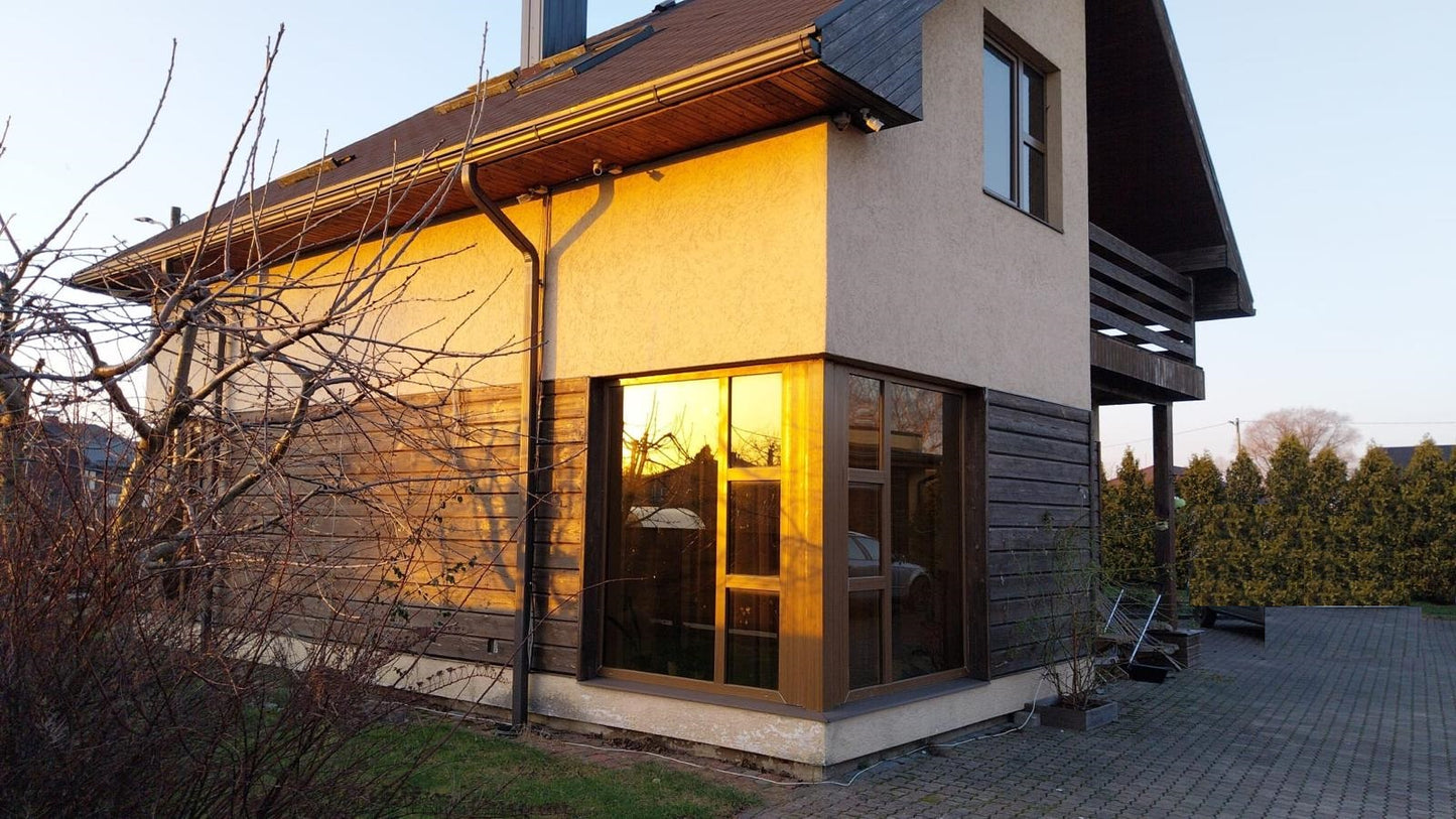 Ventspils, Līgatnes iela 11