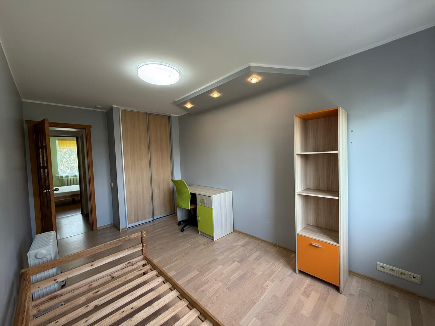 Ventspils, Stradiņa iela 8