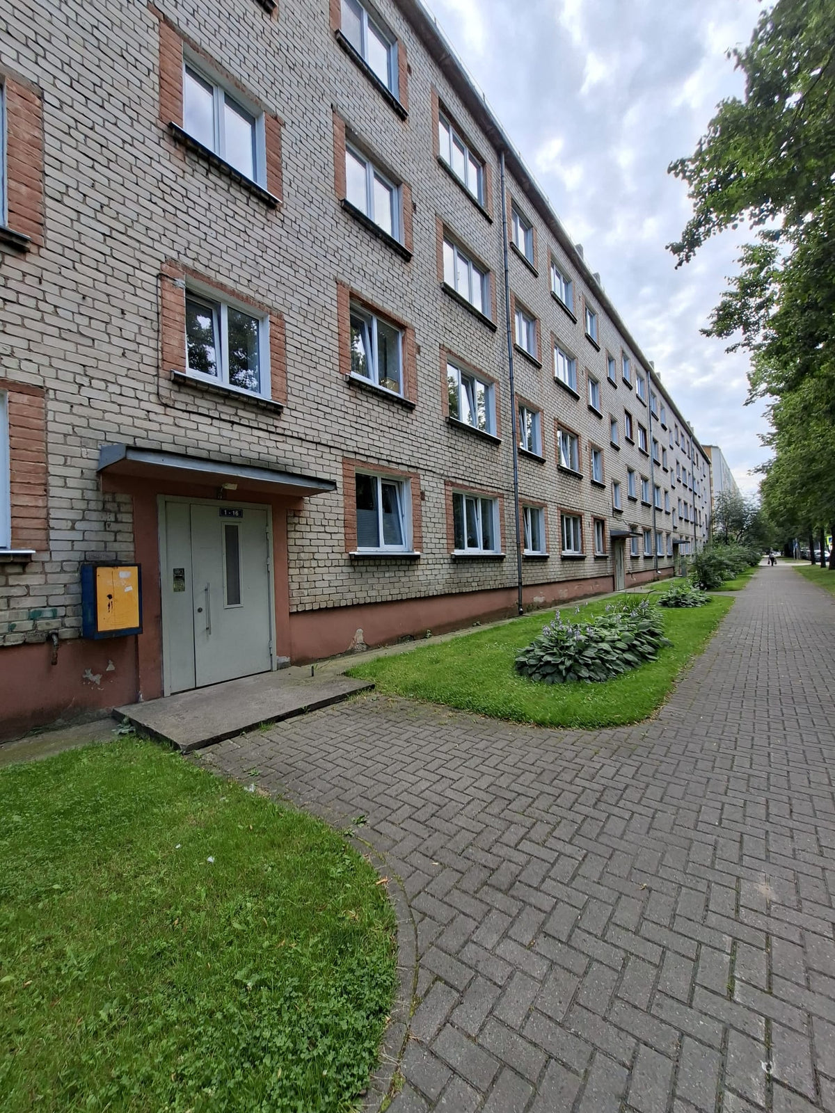 Ventspils, Jūras iela 1
