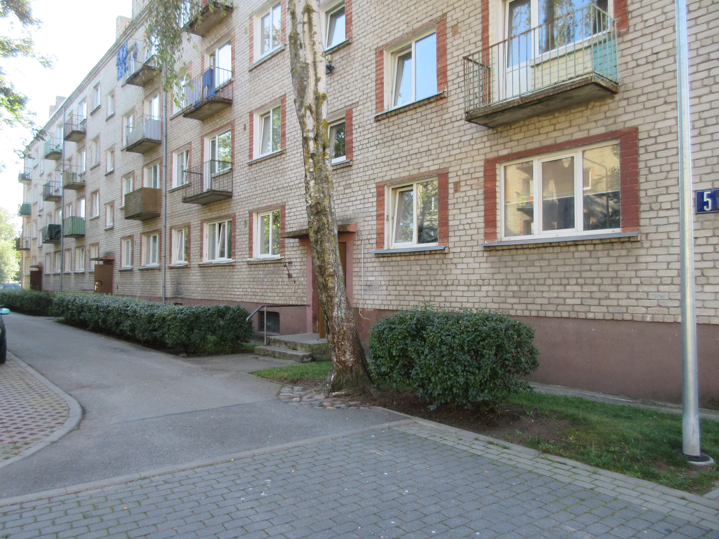 Ventspils, Stradiņa iela 5