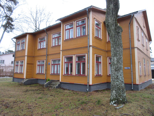 Ventspils, Gaismas iela 2