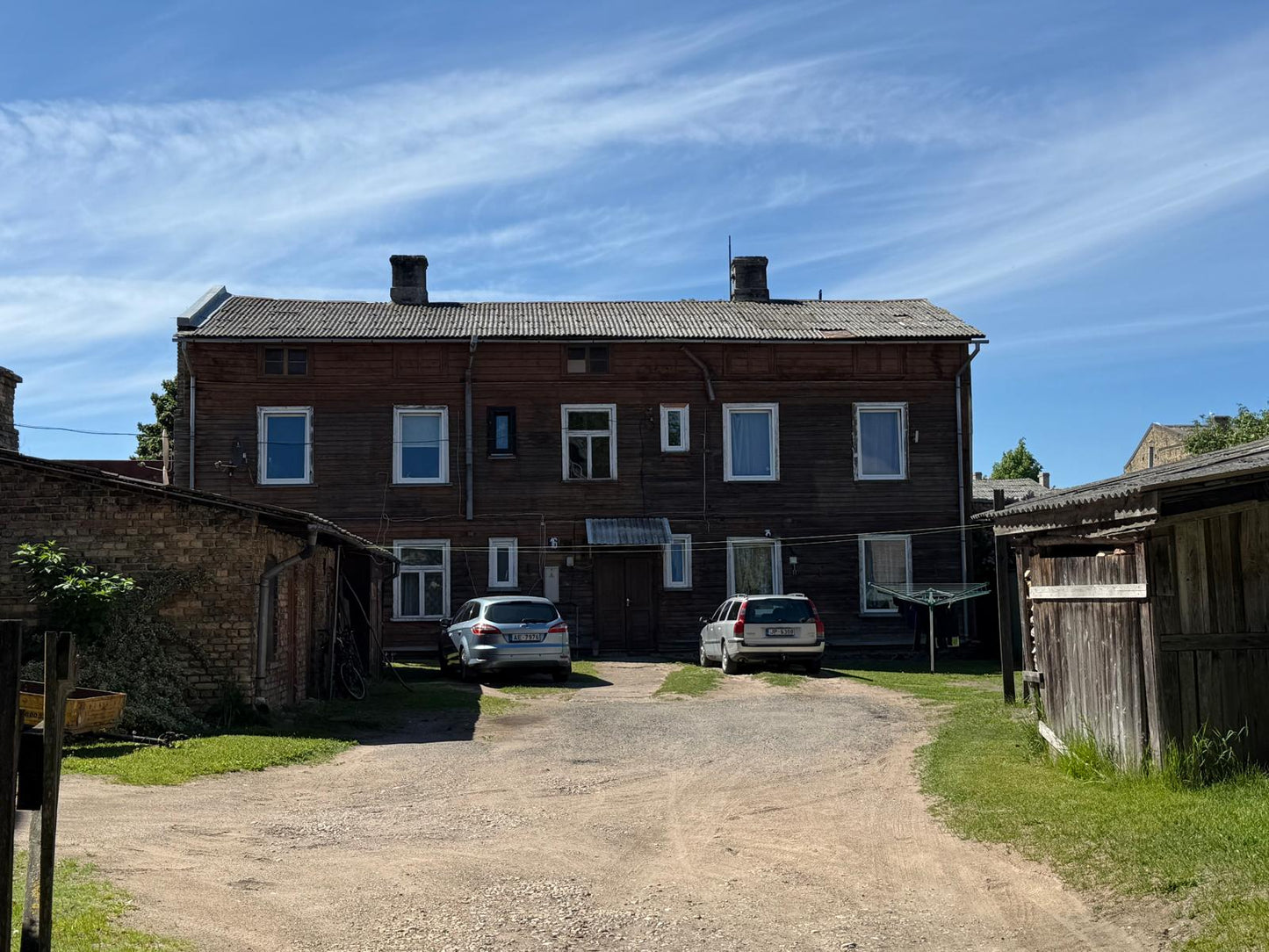 Ventspils, Liela Dzirnavu iela 16