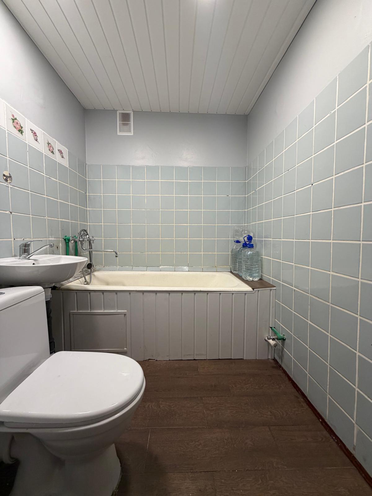 Ventspils, Pētera iela 28