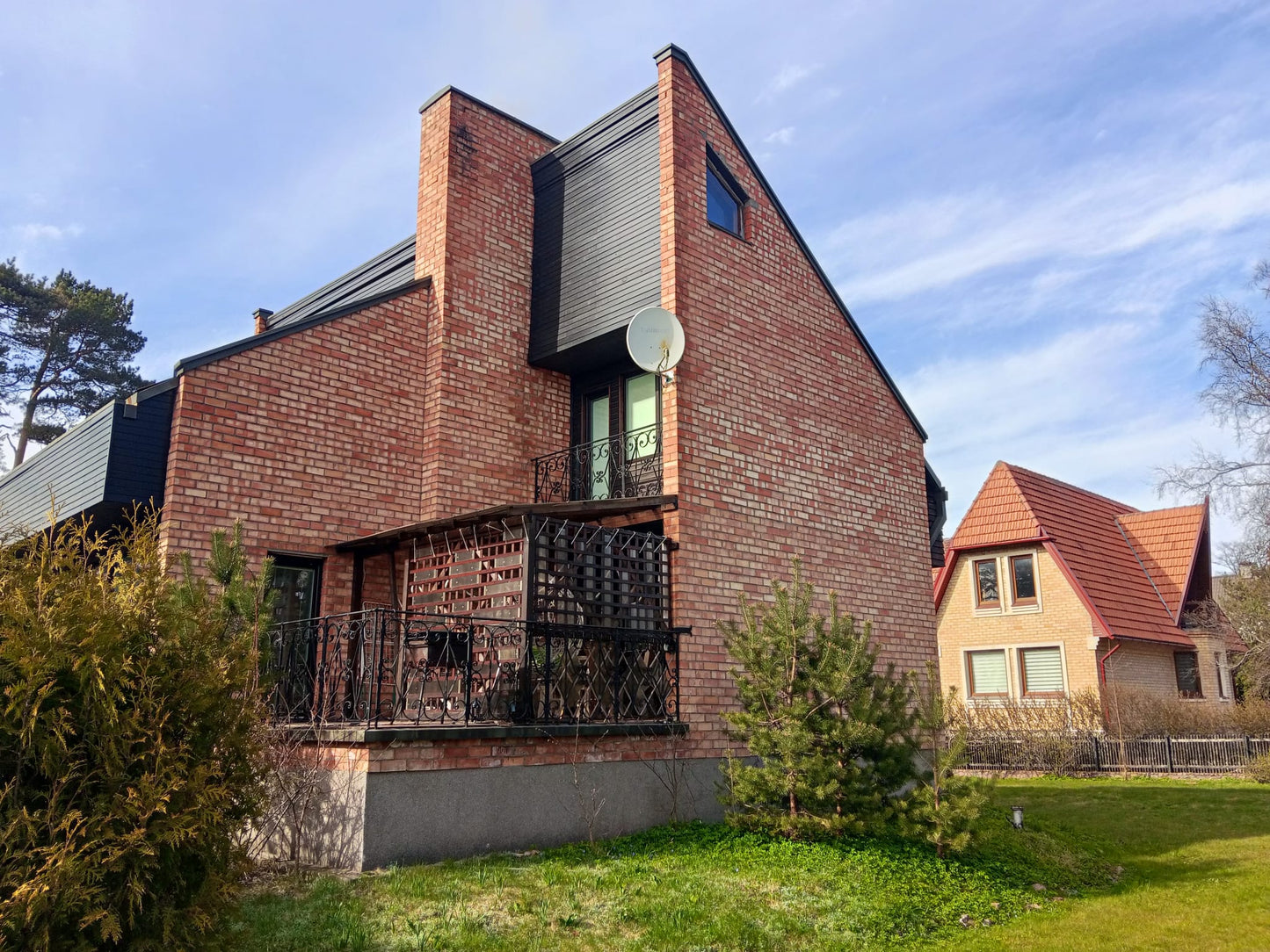 Ventspils, Parka iela 2