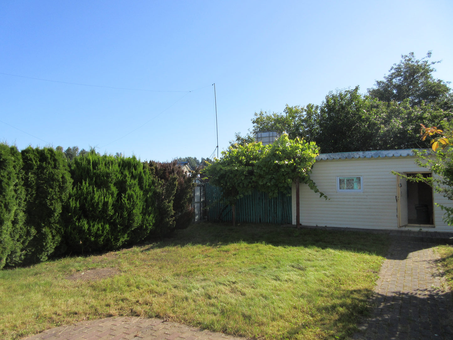 Ventspils nov., Akmeņdziras, Augļu iela 141