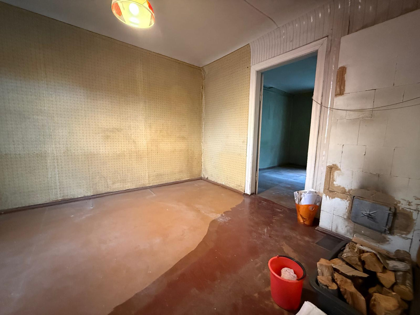 Ventspils, Liela Dzirnavu iela 16