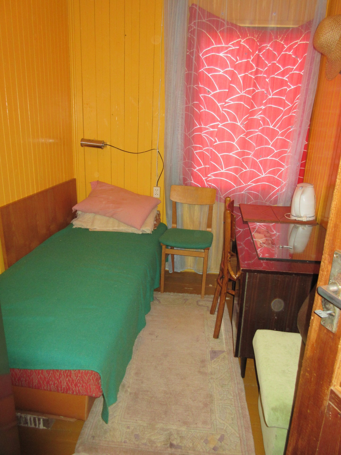 Ventspils nov., Akmeņdziras, Augļu iela 141