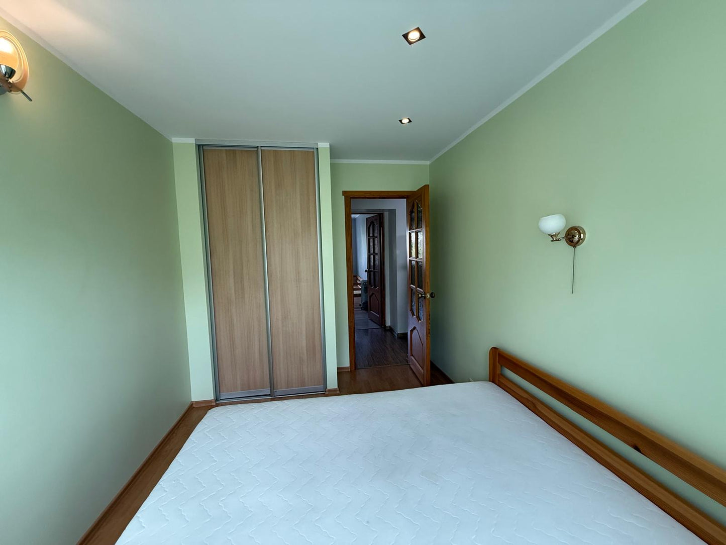 Ventspils, Stradiņa iela 8