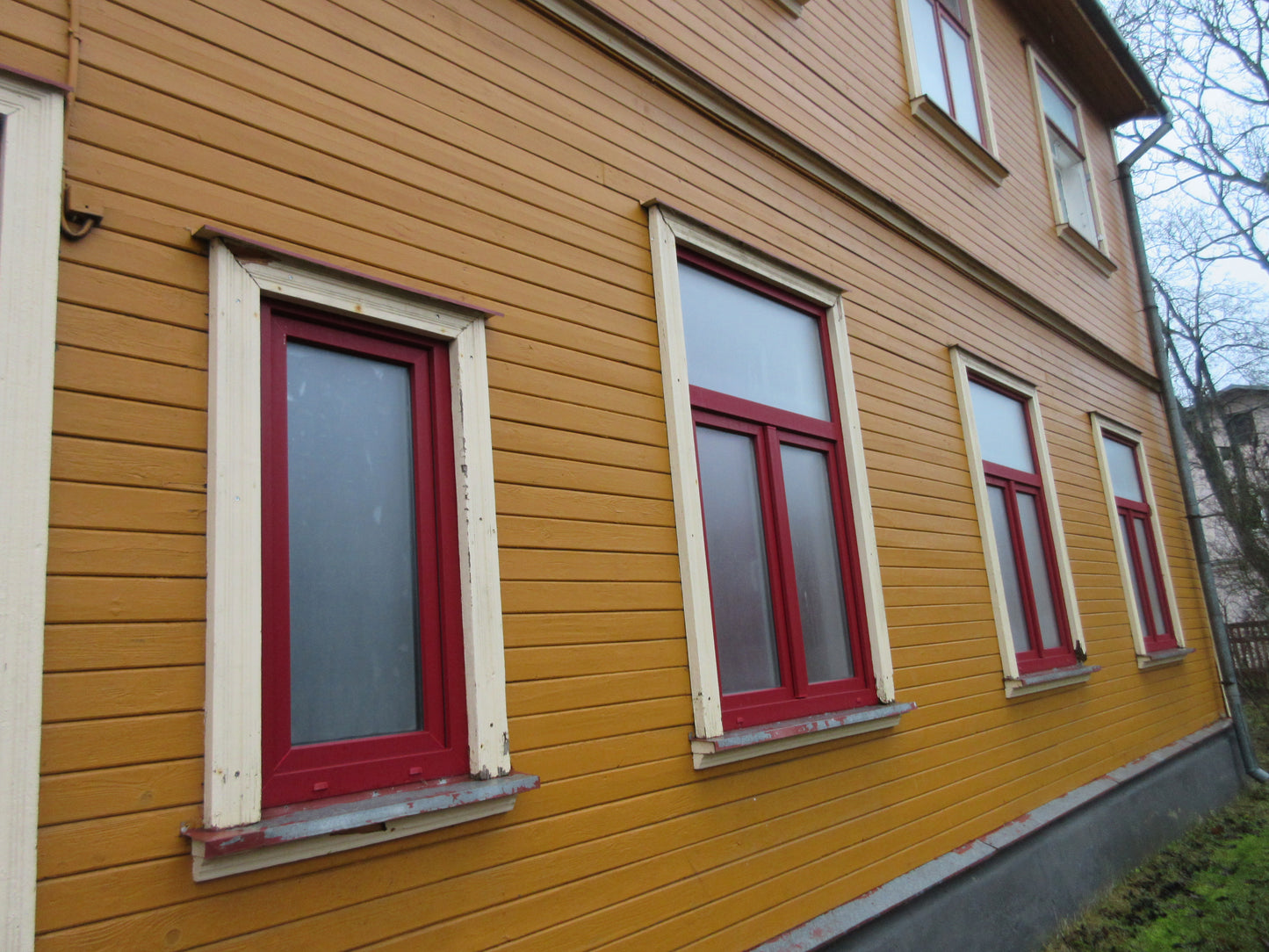 Ventspils, Gaismas iela 2