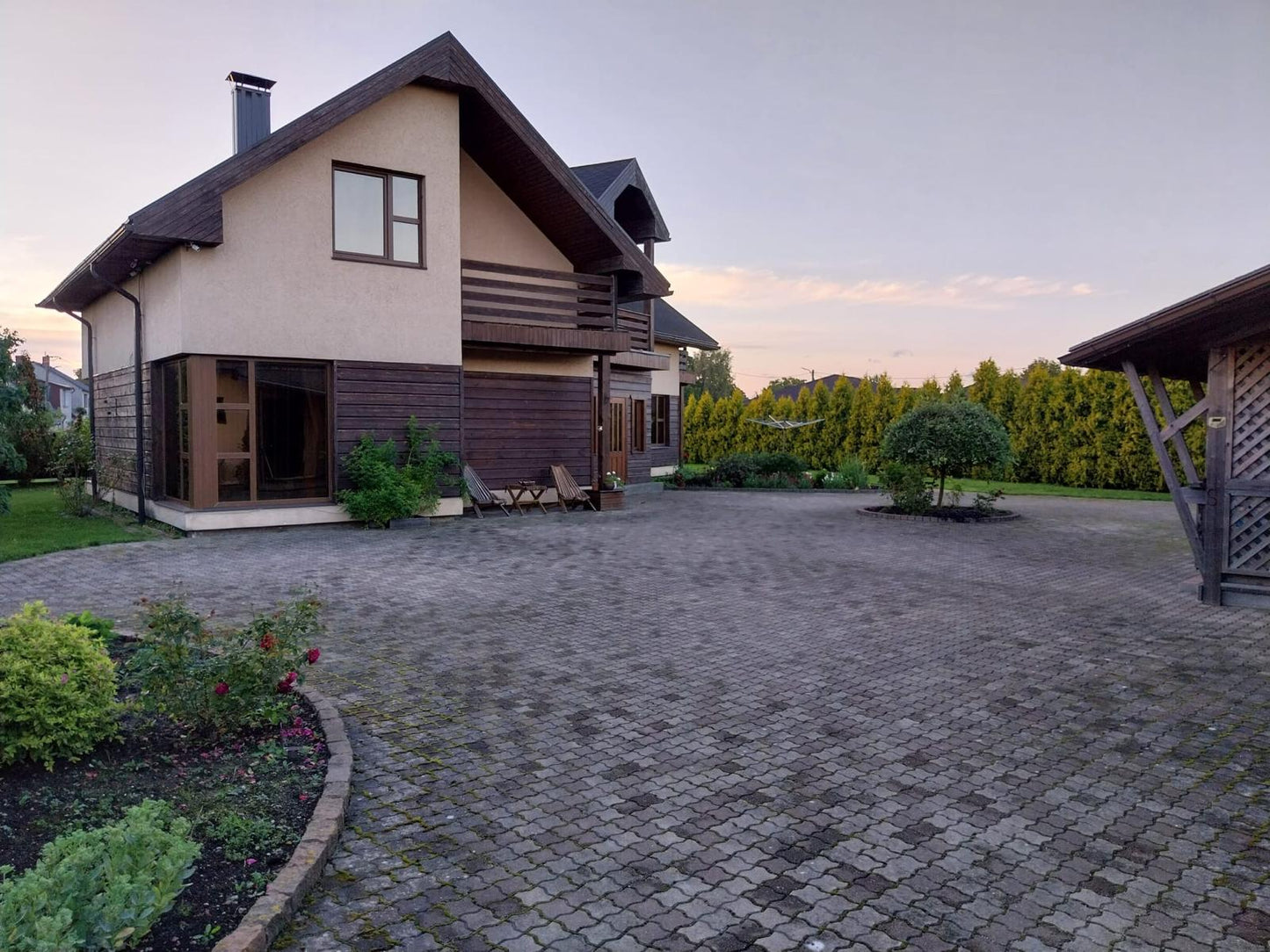 Ventspils, Līgatnes iela 11